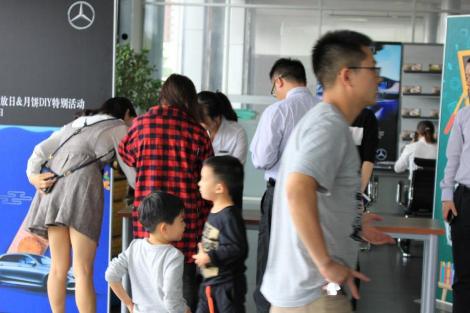 月滿中秋 德陽(yáng)華星錦業(yè)車間開放日&月餅DIY特別活動(dòng)圓滿結(jié)束_騰凱融資租賃