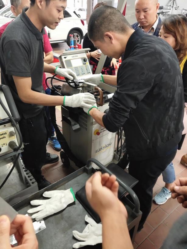 月滿中秋 德陽(yáng)華星錦業(yè)車間開放日&月餅DIY特別活動(dòng)圓滿結(jié)束_騰凱融資租賃