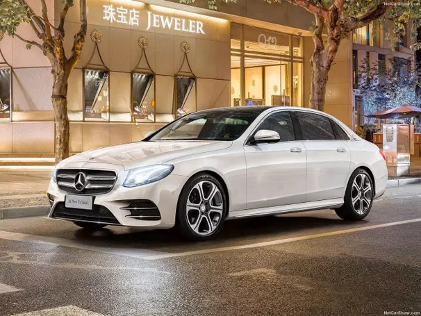 雙節(jié)同慶 至享盛惠-天府華星中秋國(guó)慶雙節(jié)獻(xiàn)禮_騰凱融資租賃